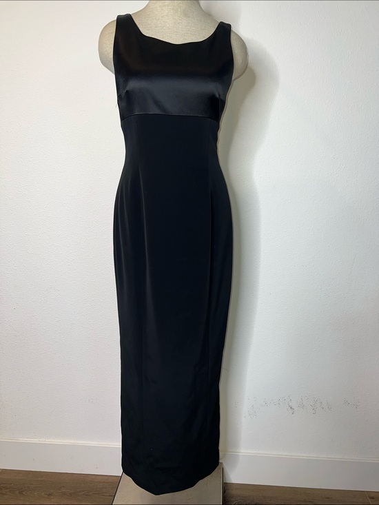 Tahari Dresses & Skirts - Classic Black Satin-Trim Sleeveless Evening Dress
